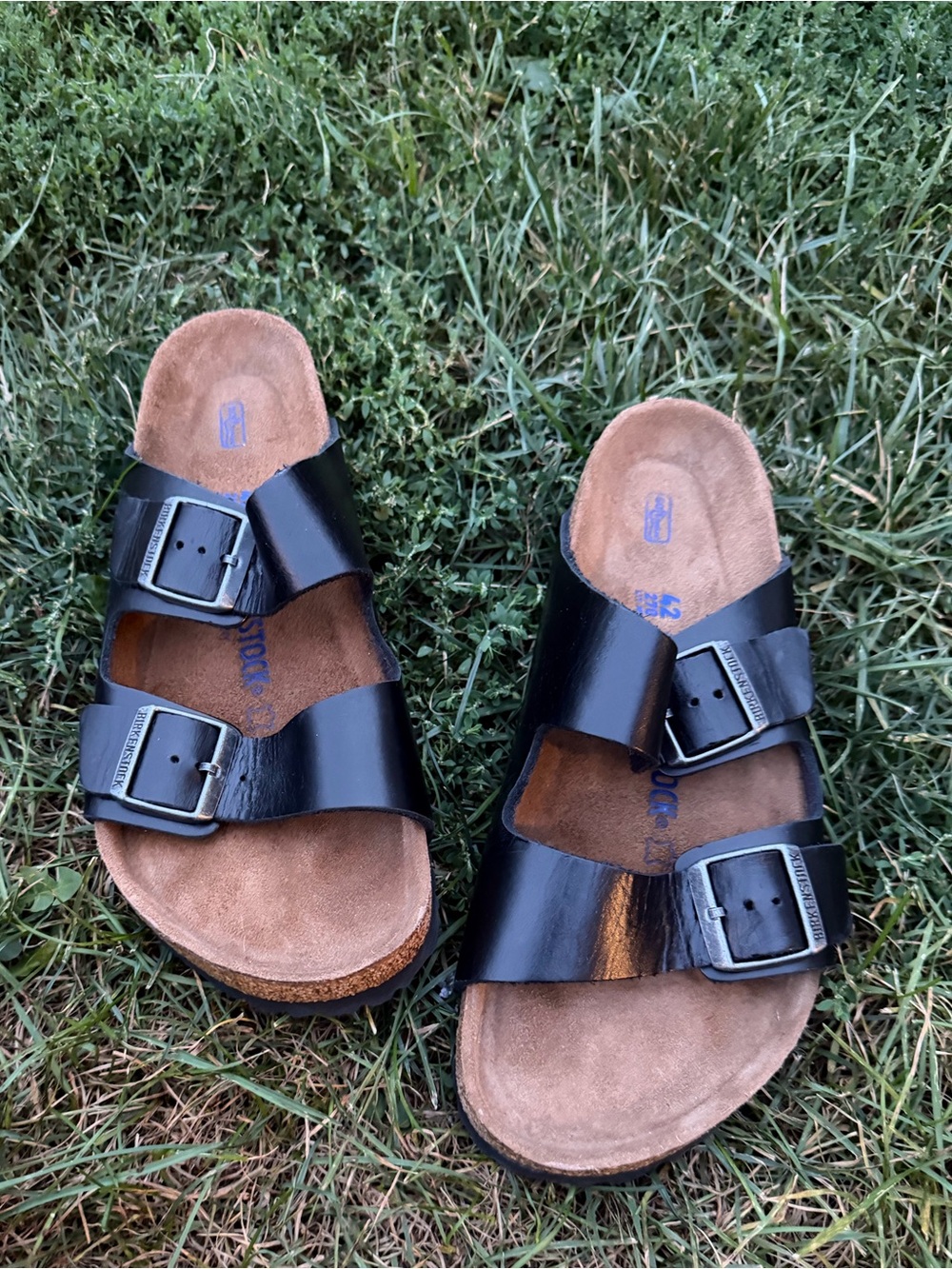 Birkenstock  Arizona Two-Strap Sandals in Black Unisex Sz L11 M9